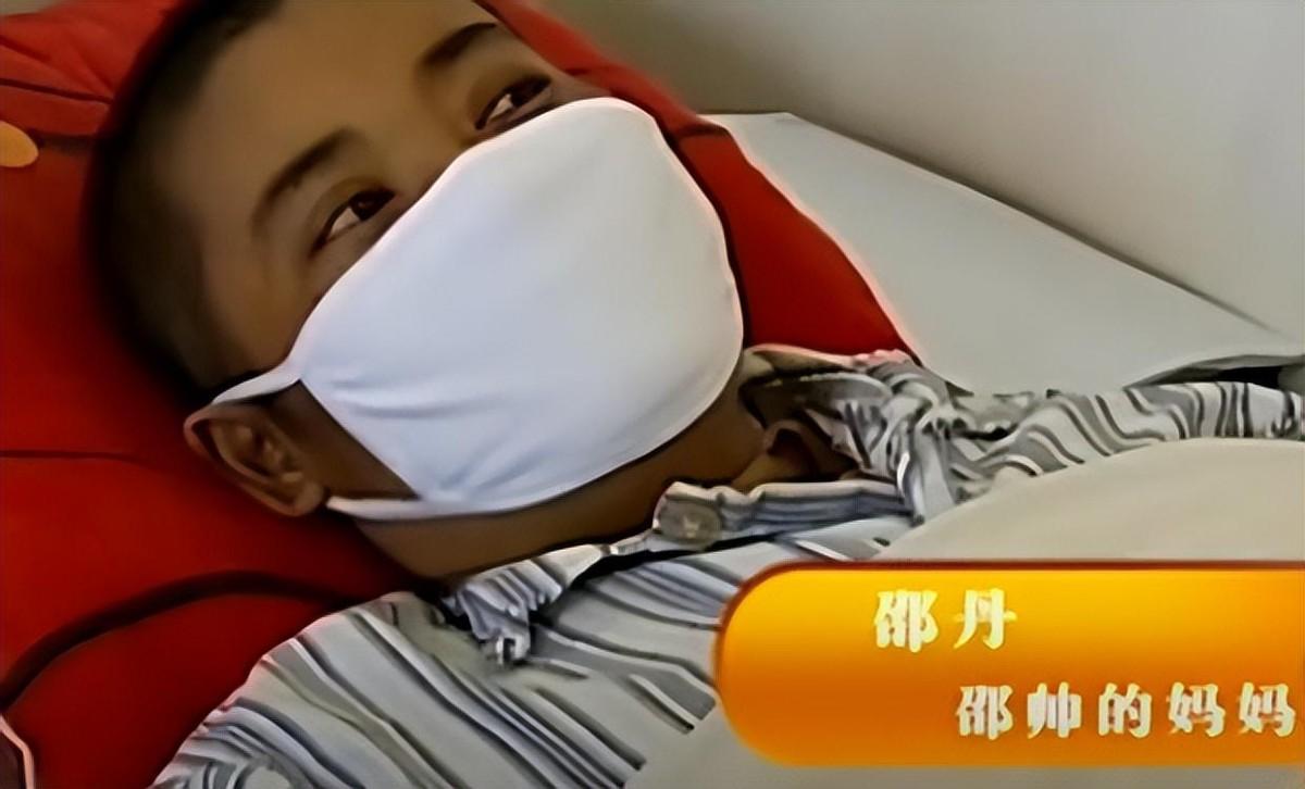 09年徐州42岁母亲患白血病12岁儿子捐髓救母母亲含泪写遗书