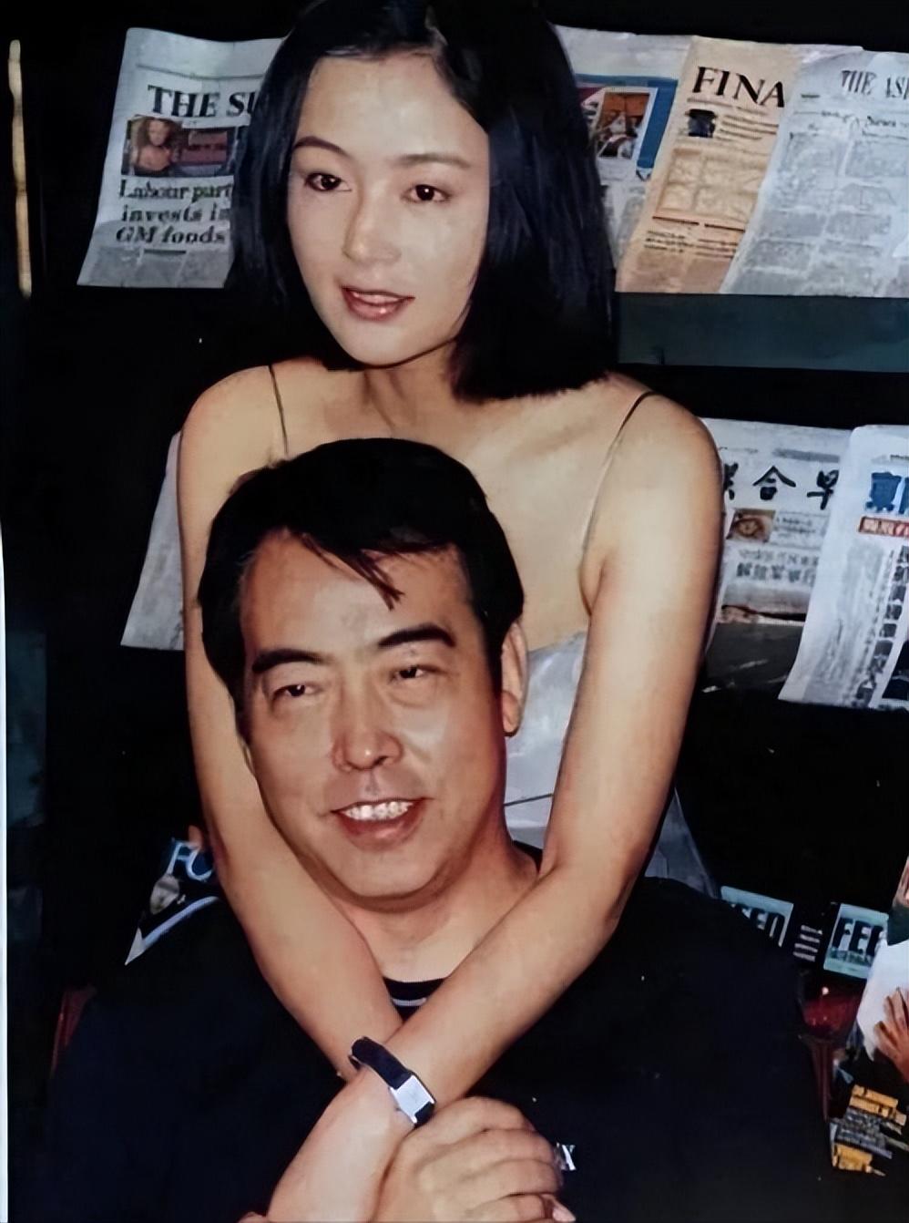 "大陆第一美女"陈红早已不活跃在荧幕面前了,但即使不靠知名导演的