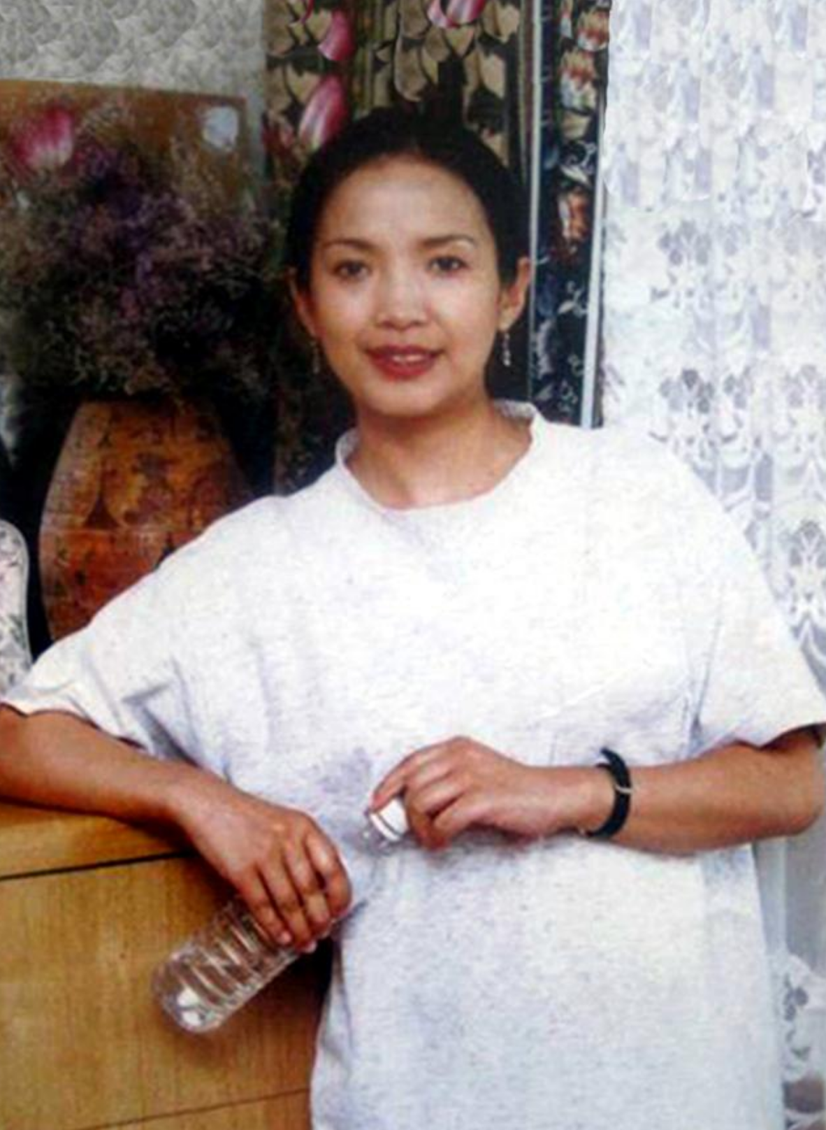 吕丽萍三段婚姻一婚给了张丰毅二婚丈夫猝死三婚嫁给孙海英