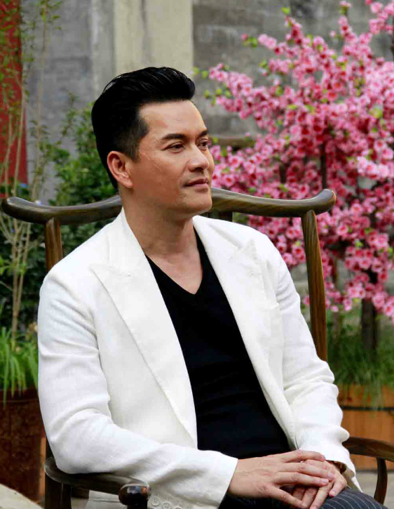 一婚娶周海媚二婚娶邝美云三婚娶亿万富婆吕良伟到底凭啥