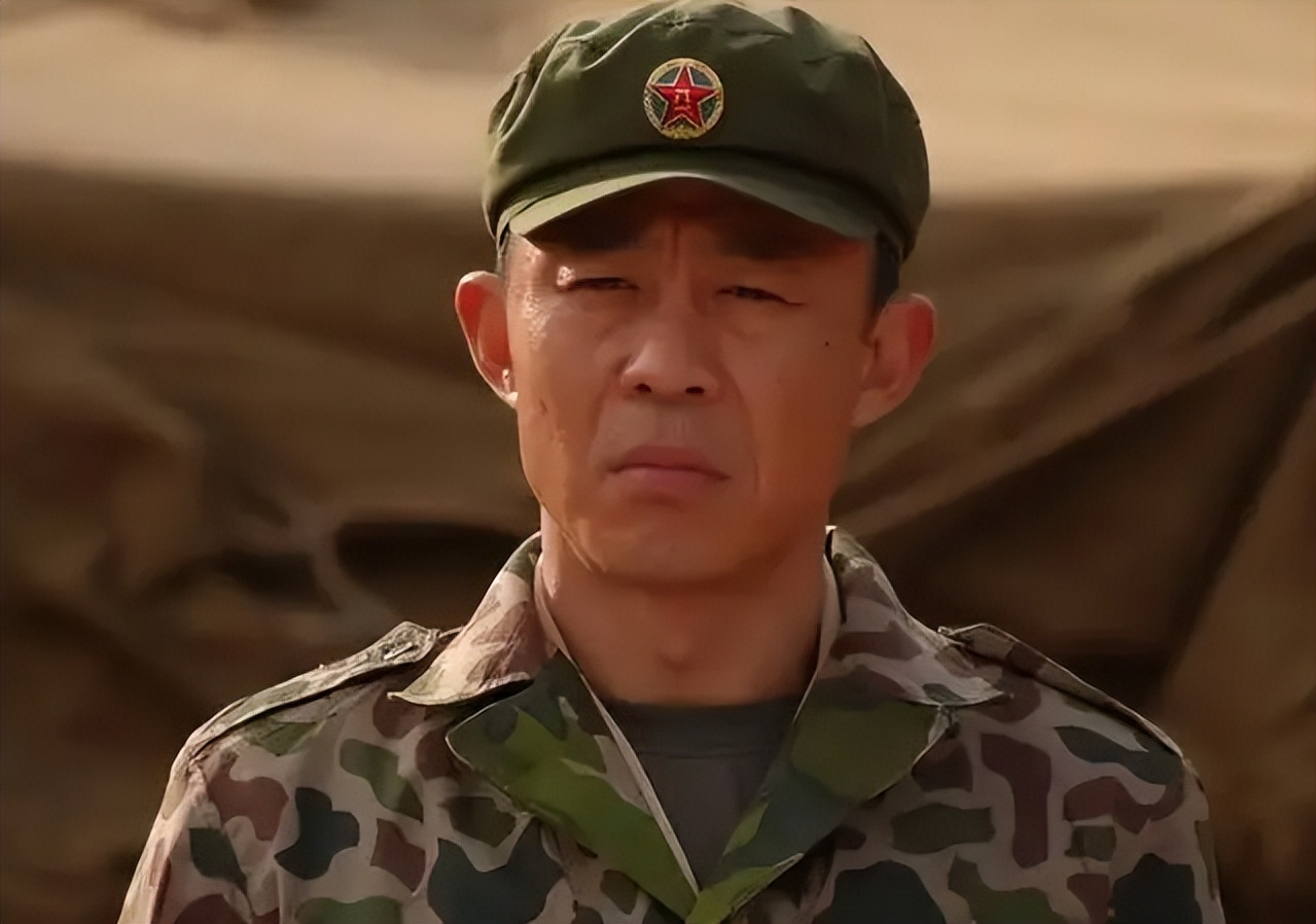 的《冲出亚马逊》大爆,还凭借自己出色的演技获得华表奖优秀男演员奖