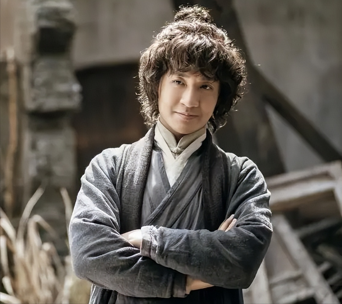 因为出演键盘一角被大家熟知,之后他也一直在娱乐圈中摸爬滚打.