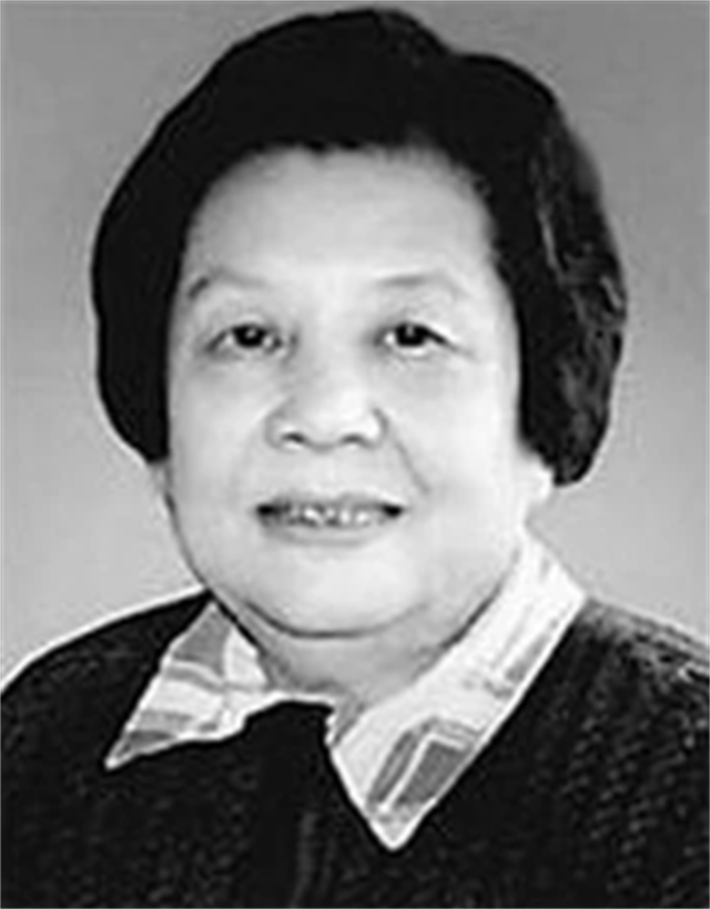 葛兰英于1866年出生于湖南湘乡县的荷叶镇,她的家族是当地的三大名门