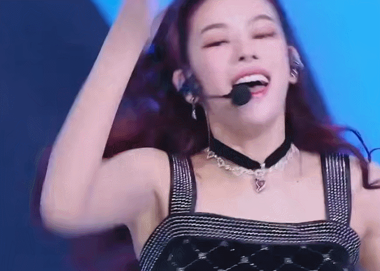 创造营亚洲中国选手乔一鱼c位欧阳娣娣闯进出道位