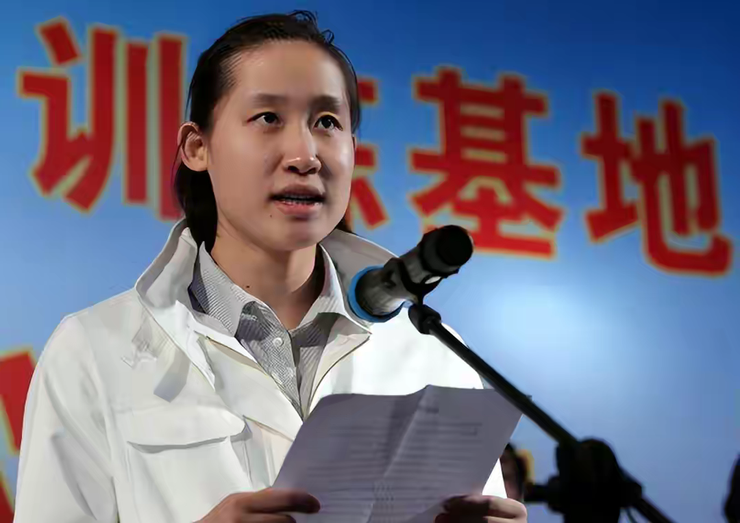 蝶泳皇后刘子歌19岁成奥运冠军27岁嫁大23岁教练现状如何