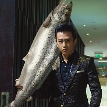 从综艺大咖到默默无闻离开跑男4年后如今邓超的生活过得如何