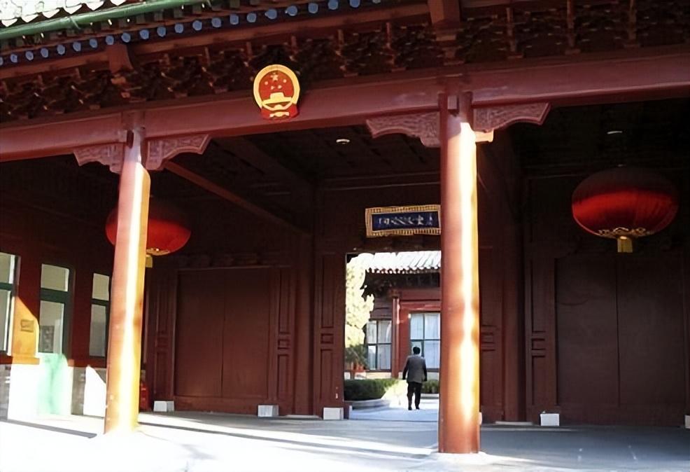 周总理一生勤俭住处破旧却不修缮曾说坚决不盖国务院大楼