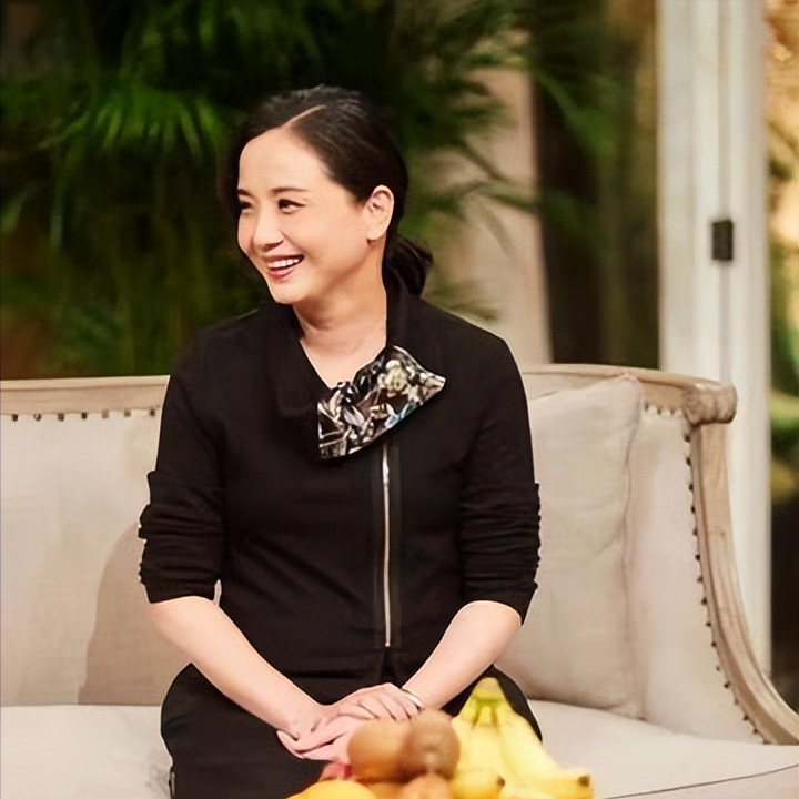 江南第一美人从不接吻戏当红嫁初恋50岁还在演校花