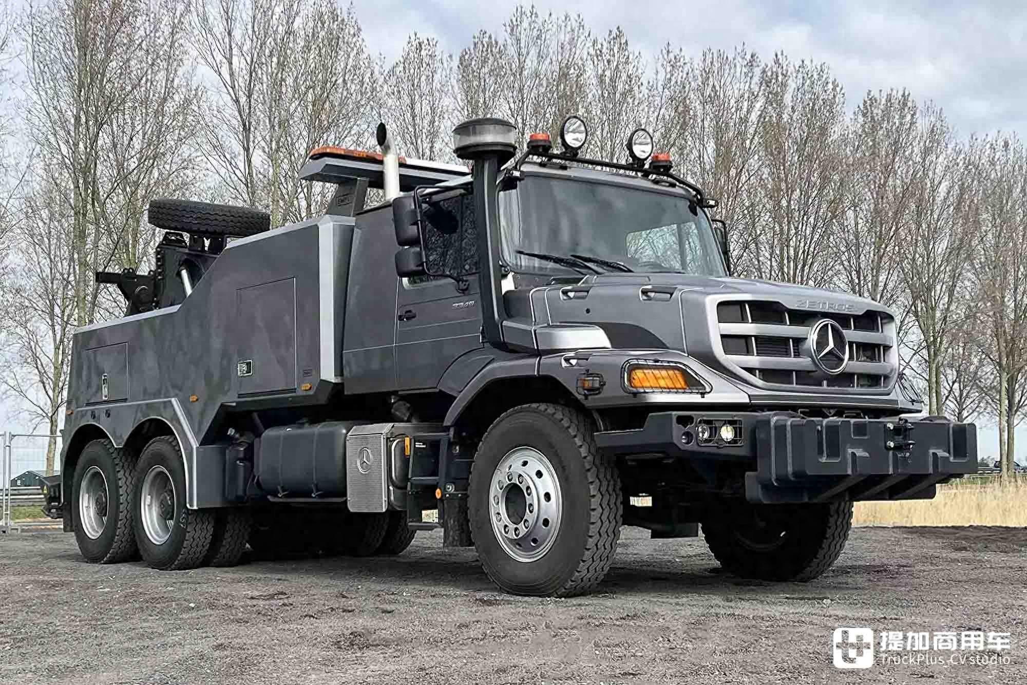 欧洲难得一见的长头卡车,越野性能非常强悍,奔驰zetros卡车实拍