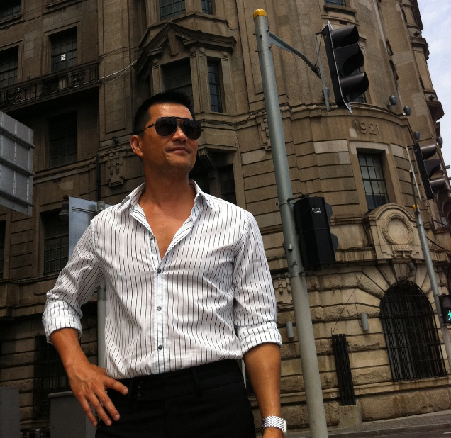 一婚娶周海媚二婚娶邝美云三婚娶亿万富婆吕良伟到底凭啥