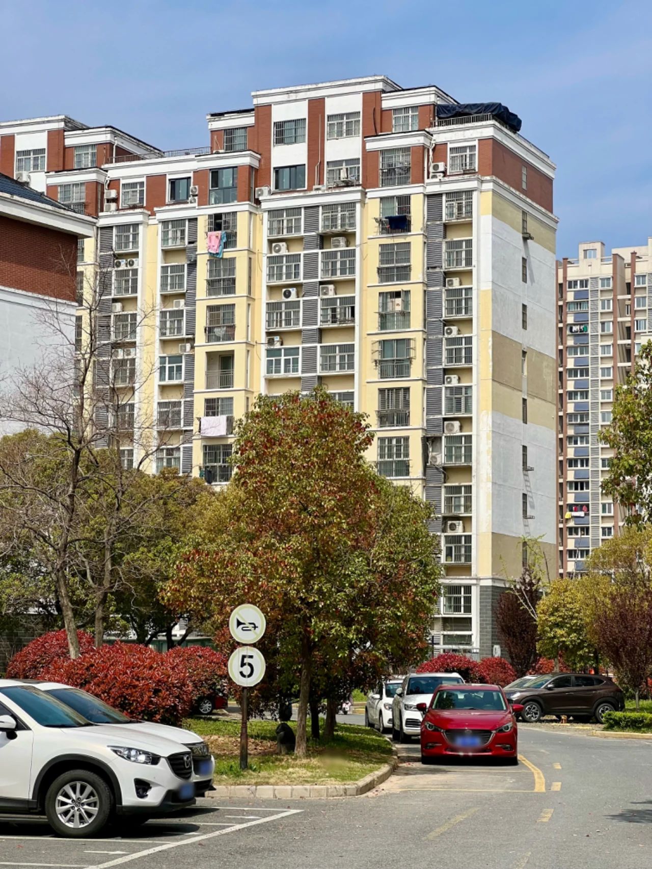 巅峰成交近3万/㎡!揭秘生态新城安置神盘的真相