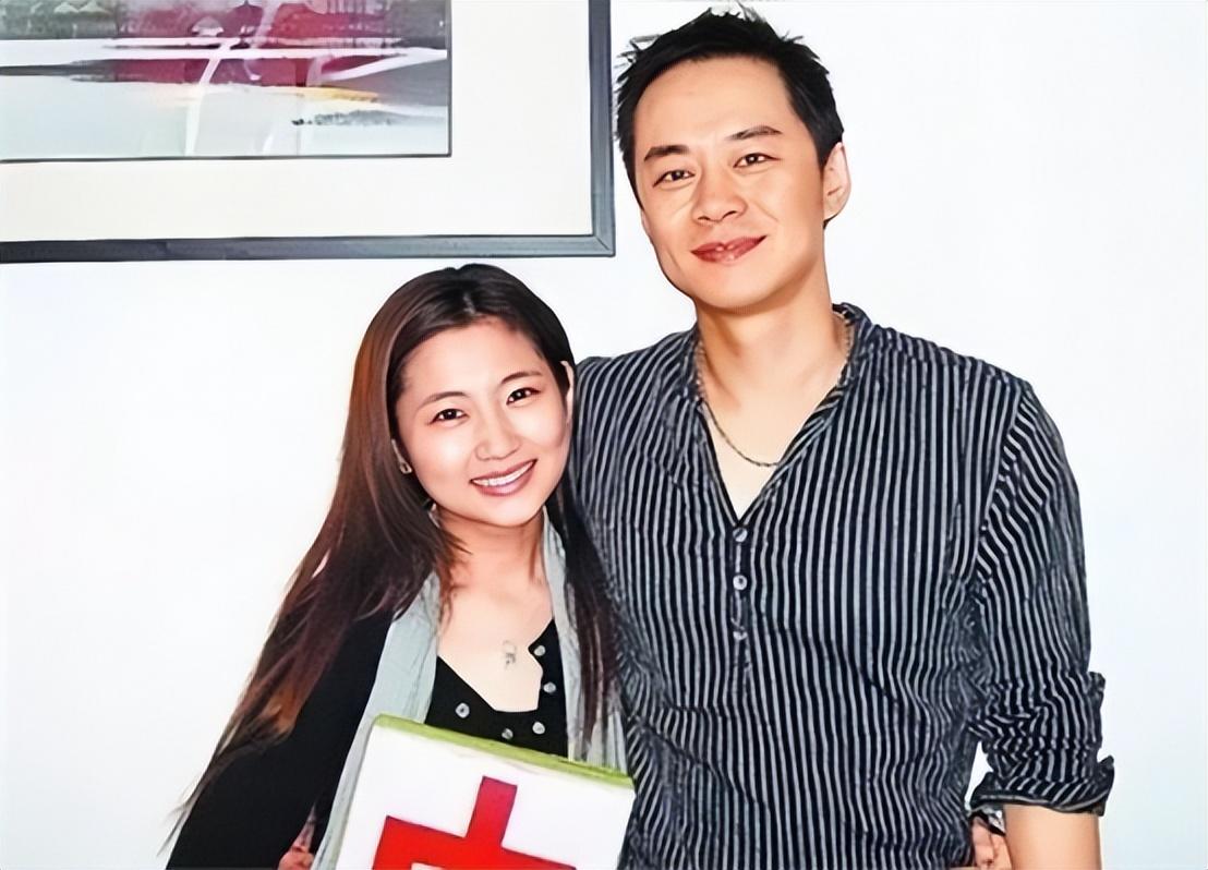 年少成名人生走向辉煌selina中文名叫任家萱,出生在一个家境殷实的