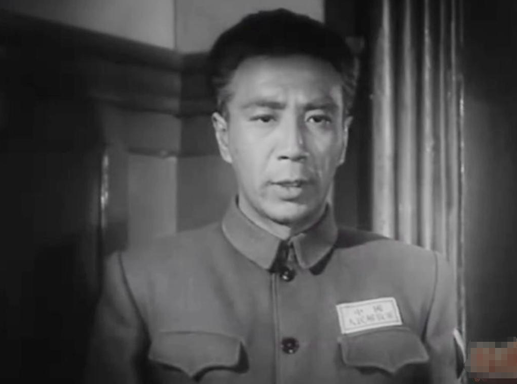 演员张巨光39岁与电车相撞再也没醒过来英年早逝让人痛心