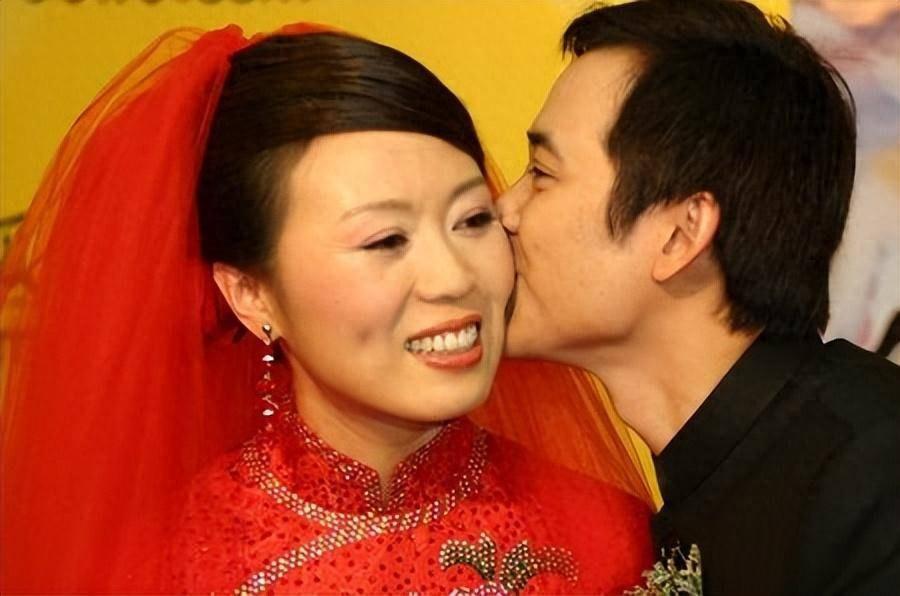 相差15岁的黄梅戏吴琼夫妇结婚20年不光没离仍旧恩爱如初