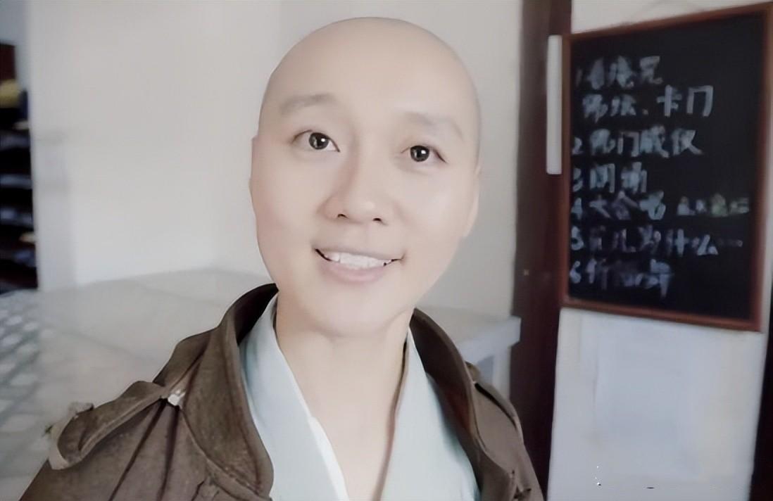 2008年父母支持985高校的女儿退学当尼姑16年过去她后悔了吗