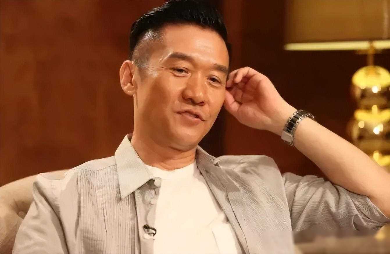 与黄志忠离婚后带着儿子嫁小丈夫,多年之后,才明白她的报复有多狠