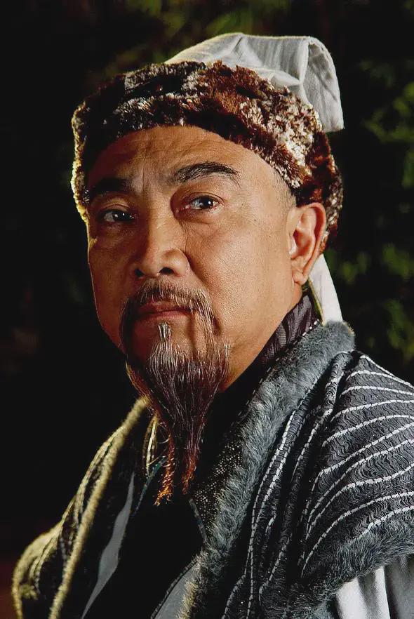 崇祯皇帝没有军费,若给他7000万两白银,明朝能续命吗?