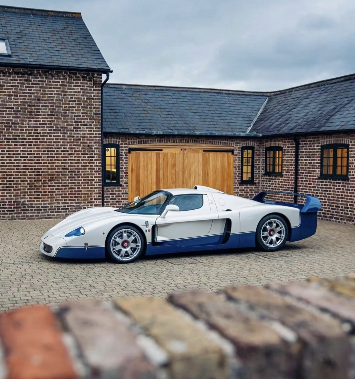 超跑皇后,不多见的玛莎mc12