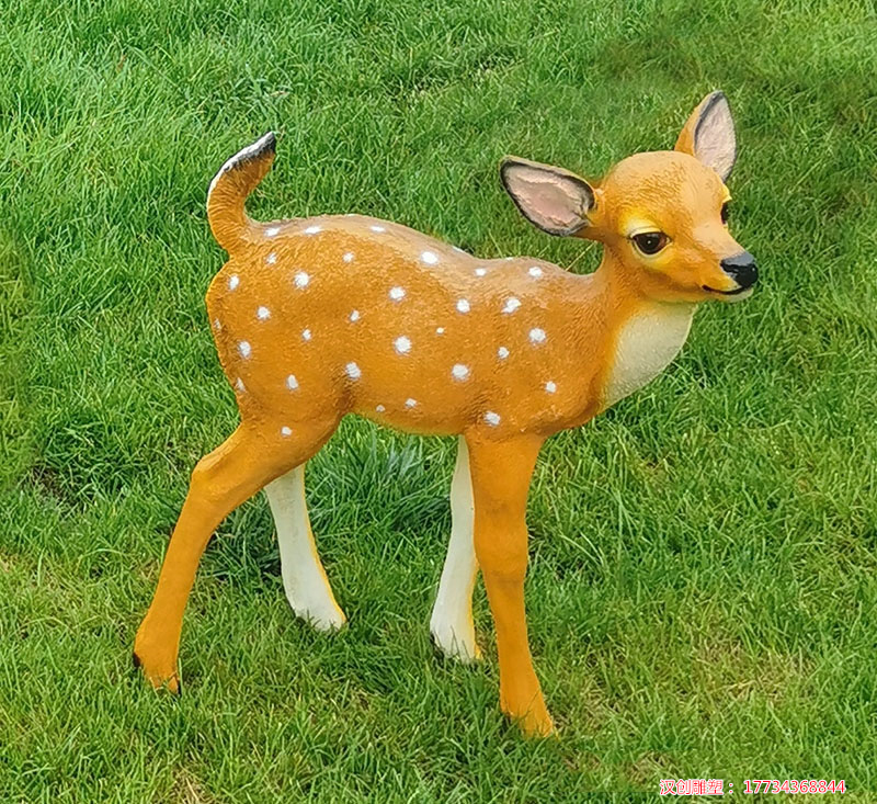 玻璃钢动物梅花鹿雕塑 草坪仿真装饰品