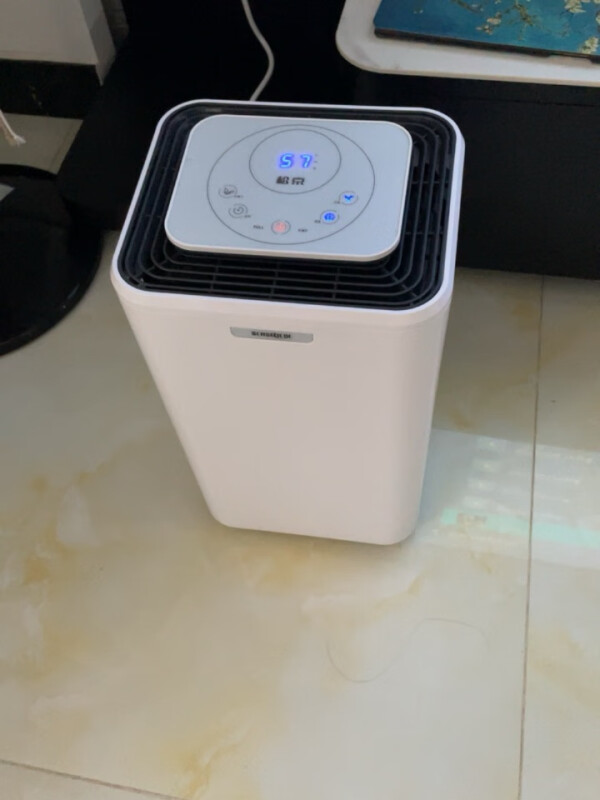 松京dh02除湿机怎么样?性能出众,智能省心
