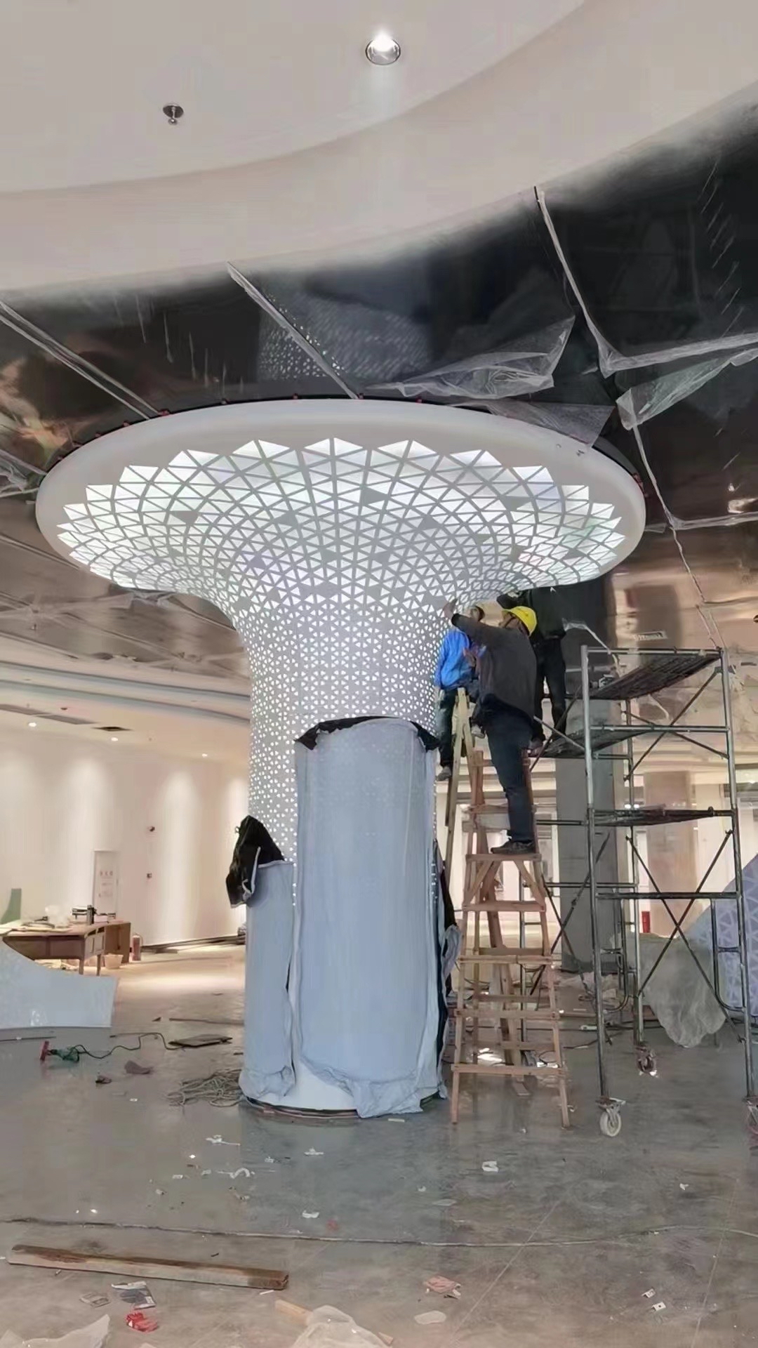 艺术穿孔双曲铝板安装现货