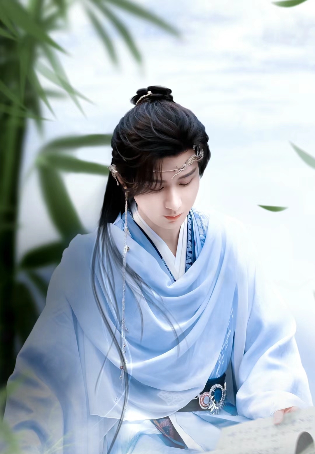 分享一波成毅的适合做壁纸的古装帅图,成毅的古装造型,宛如从古画中