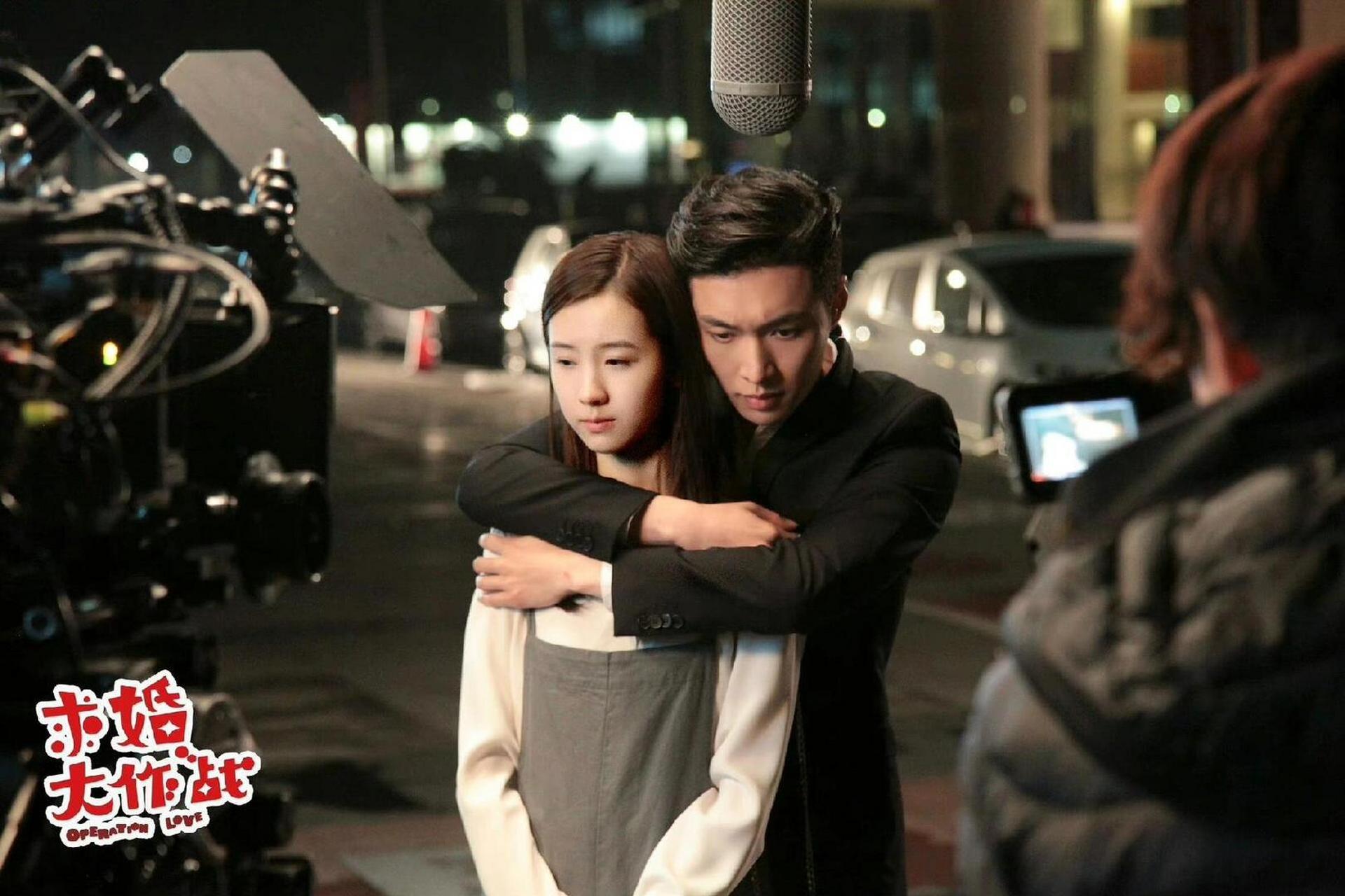 陈都灵,张艺兴求婚大作战婚纱照,感觉看到了嘟嘟和艺兴各自结婚的样子