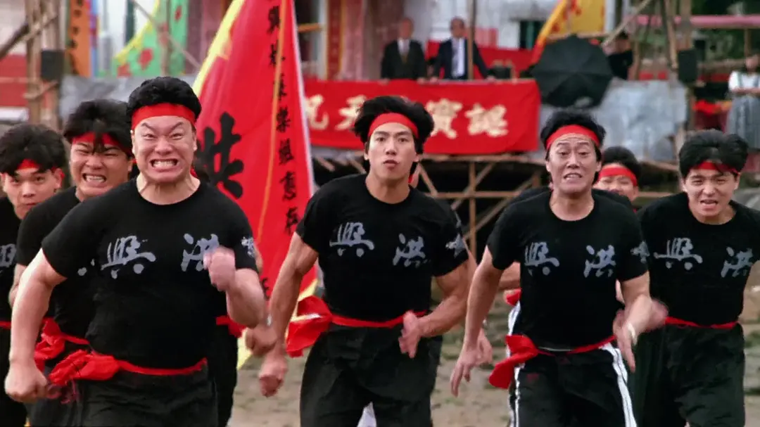 对比三个真实原型的疯狂行径我才知b级片的尺度只是个开胃菜