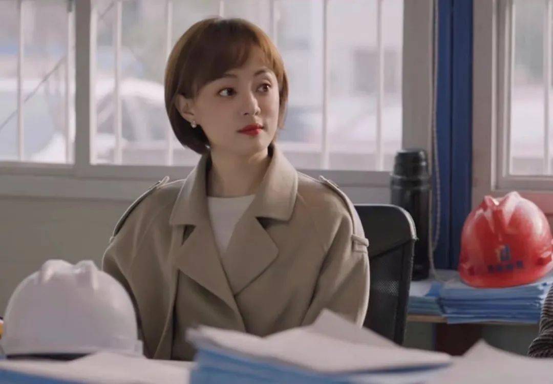 都说儿子长相随妈妈但这6位顶级大美人儿子颜值却堪比路人