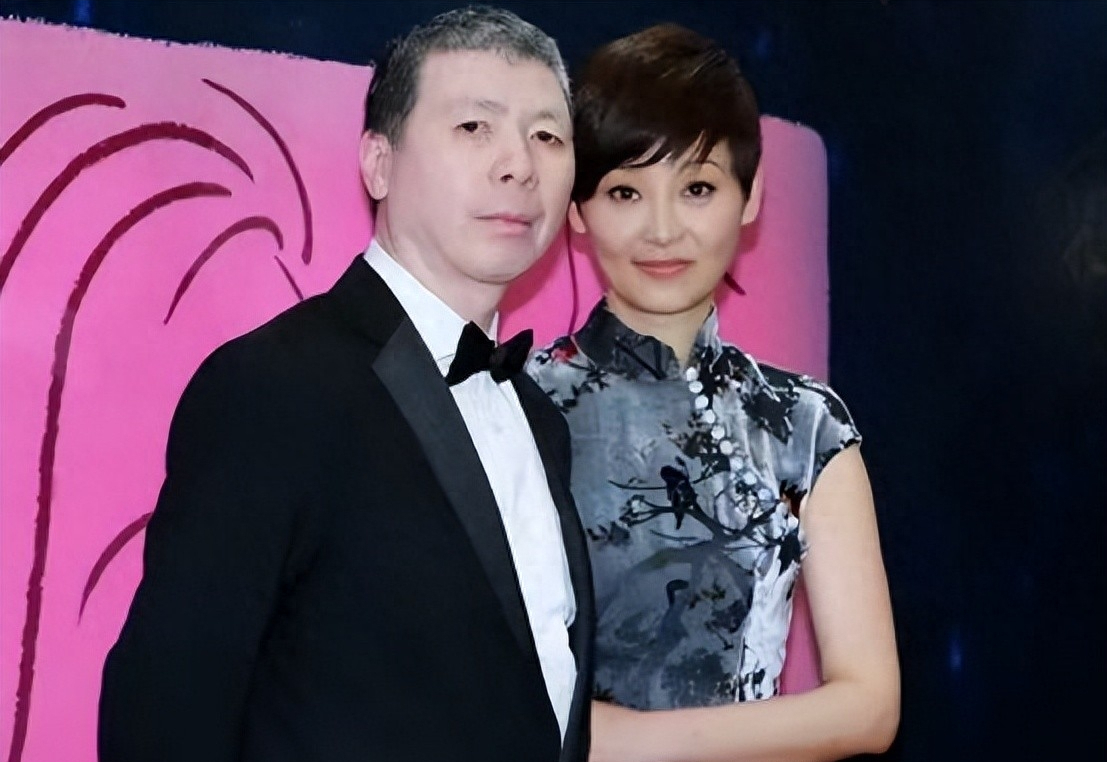 但当她走到当初余男的位置时,>王全安就再一次背叛了张雨绮,出轨了