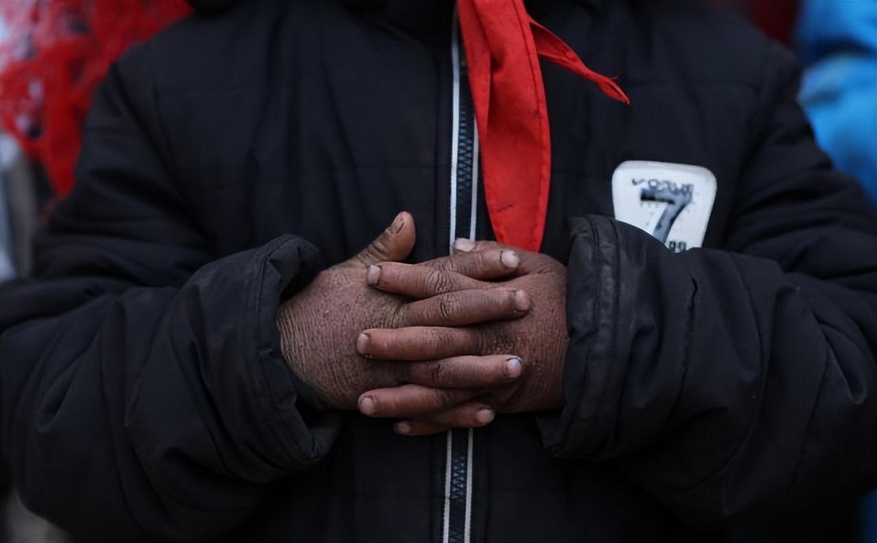 2018年走45公里求学的冰花男孩王福满如今怎样了