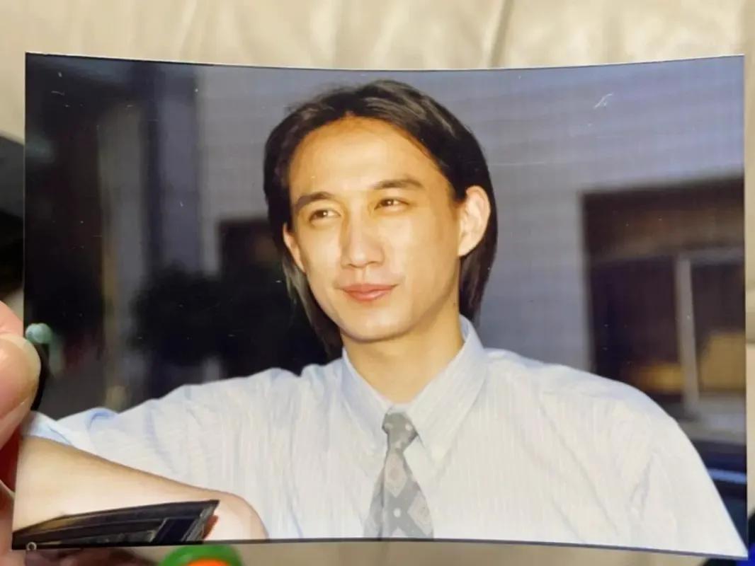 黄小立,黄磊