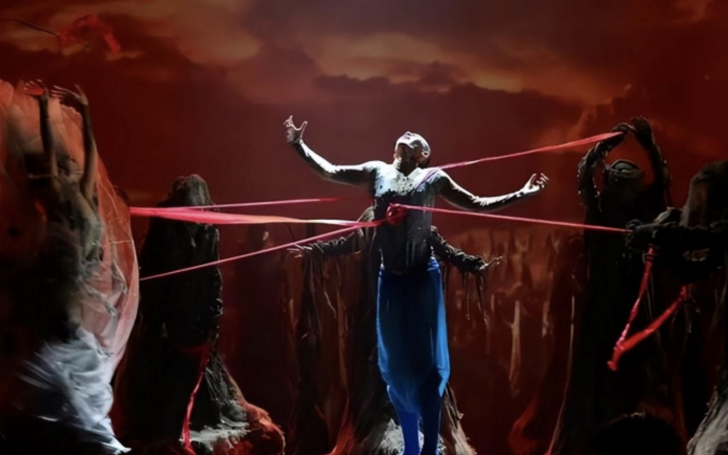 国家级舞蹈演员王迪与杨丽萍合作44岁跳楼自杀死因令人惋惜