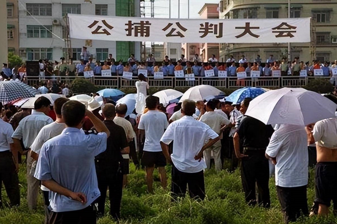 2个月杀害16人!2001年重庆市"2·18"系列抢劫杀人案侦破始末