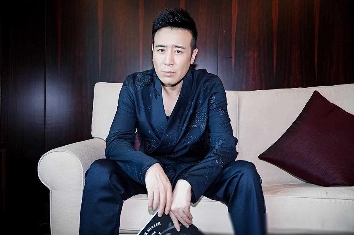 演员于和伟我这辈子最正确的决定就是与平凡妻子厮守终生