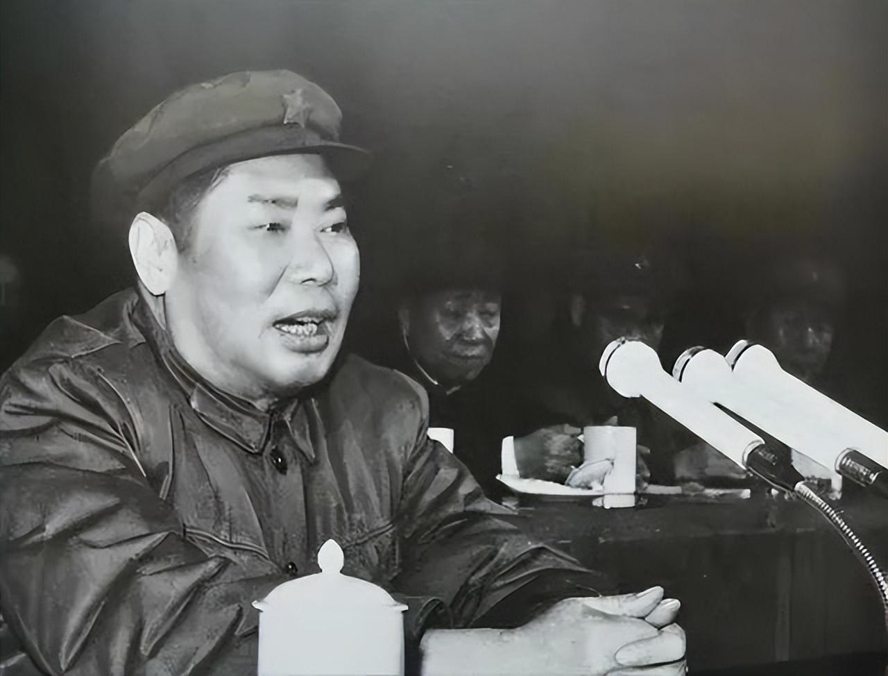 杨勇将军是我军将领中有名的"三杨"之一,资历可以追溯到红军时期,参加