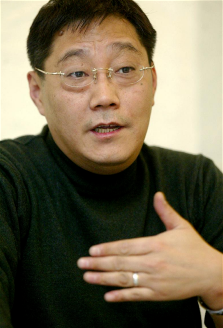 然而好面子的苏越并没有对股东承认自己的失败,而是试图用其他方法来