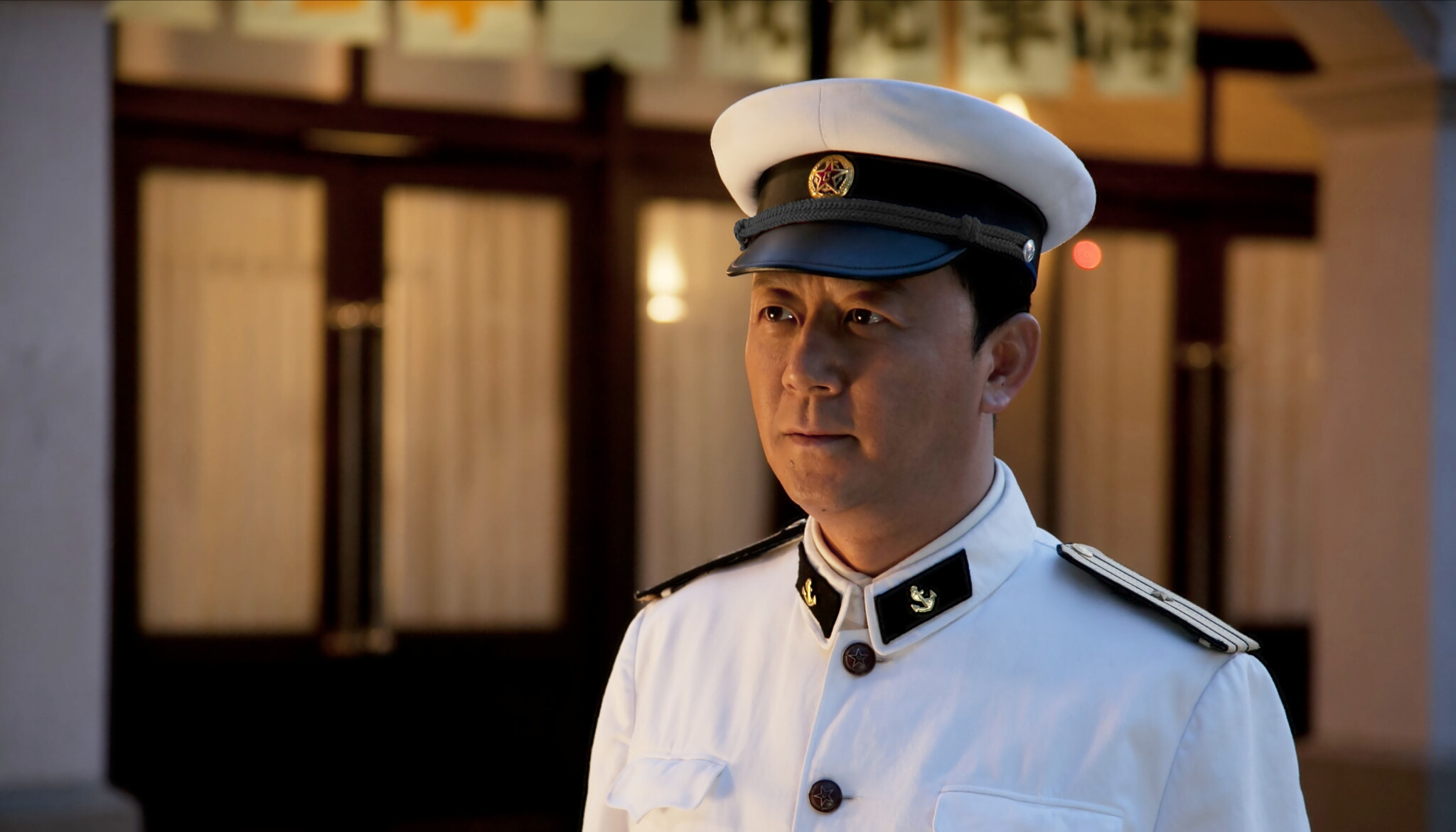 一个从农村到守备区司令,重情重义,有担当,对安杰百依百顺的好男人