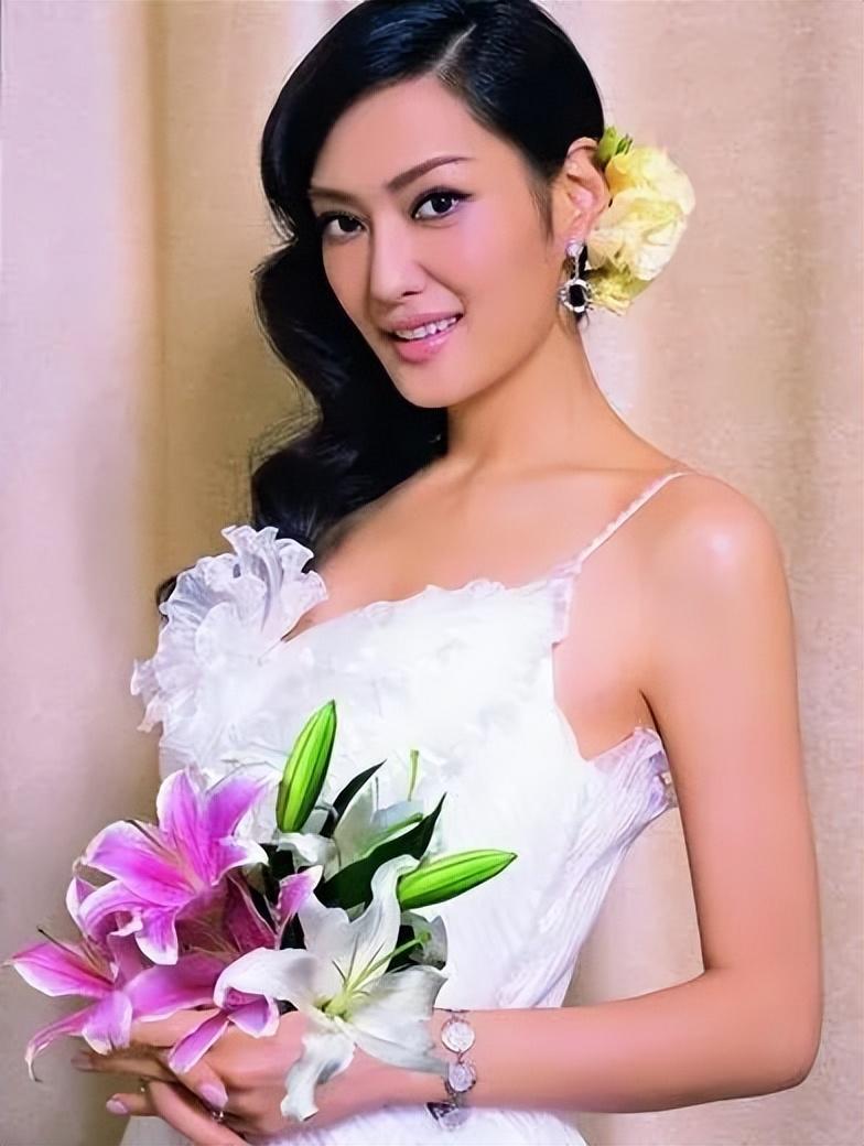 孟广美:从模特新星到好莱坞女星的璀璨之旅