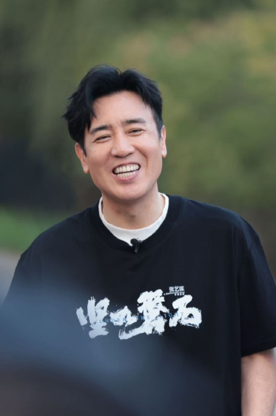 演员于和伟我这辈子最正确的决定就是与平凡妻子厮守终生