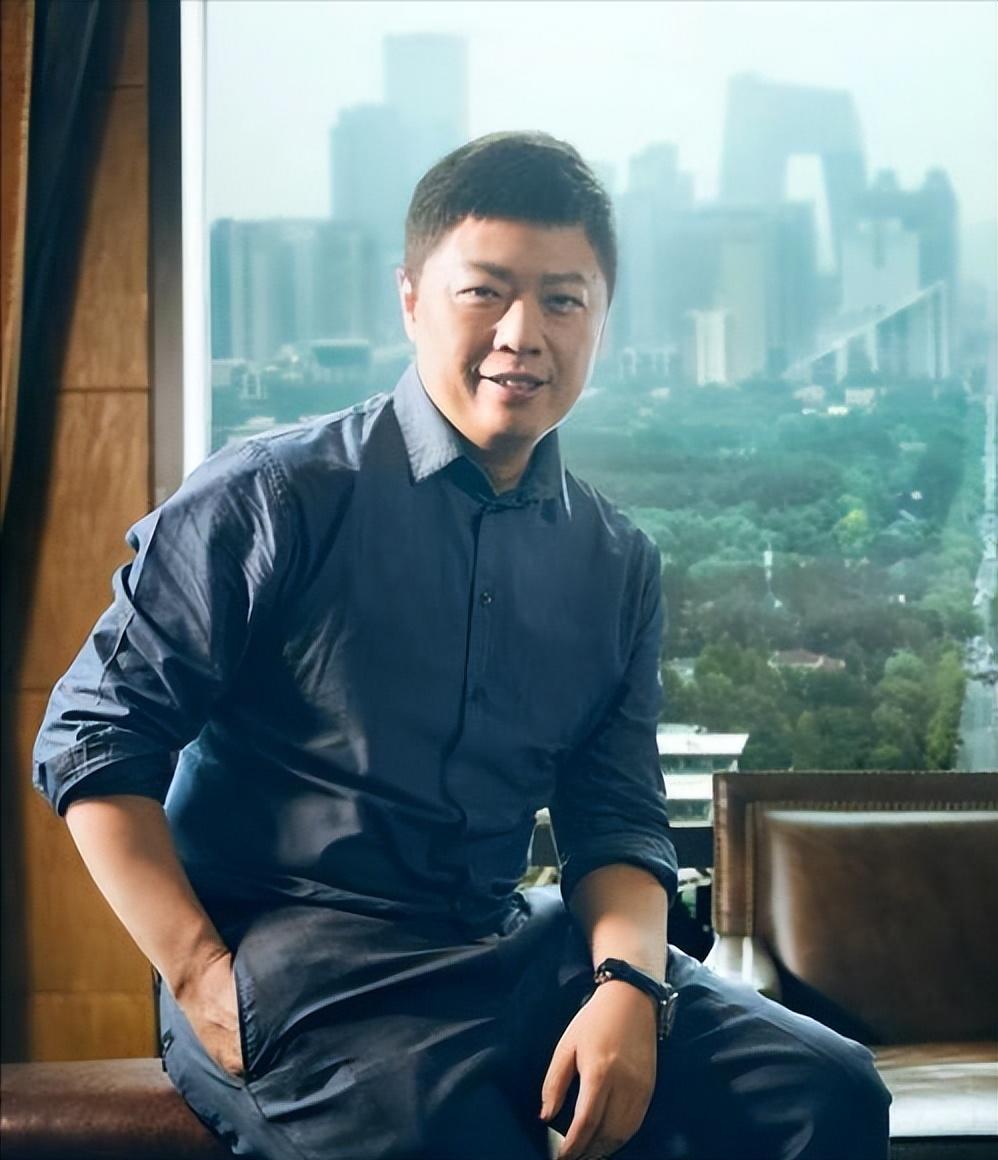 资本大鳄王冉51岁娶小17岁童瑶并承诺余生要为娇妻遮风挡雨