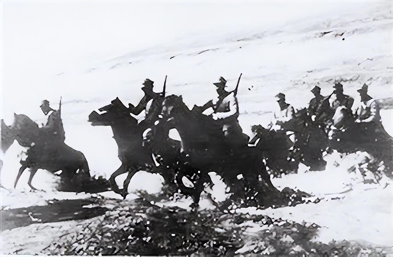 尽管这一次他侥幸走出了祁连山,但西路军的惨烈经历