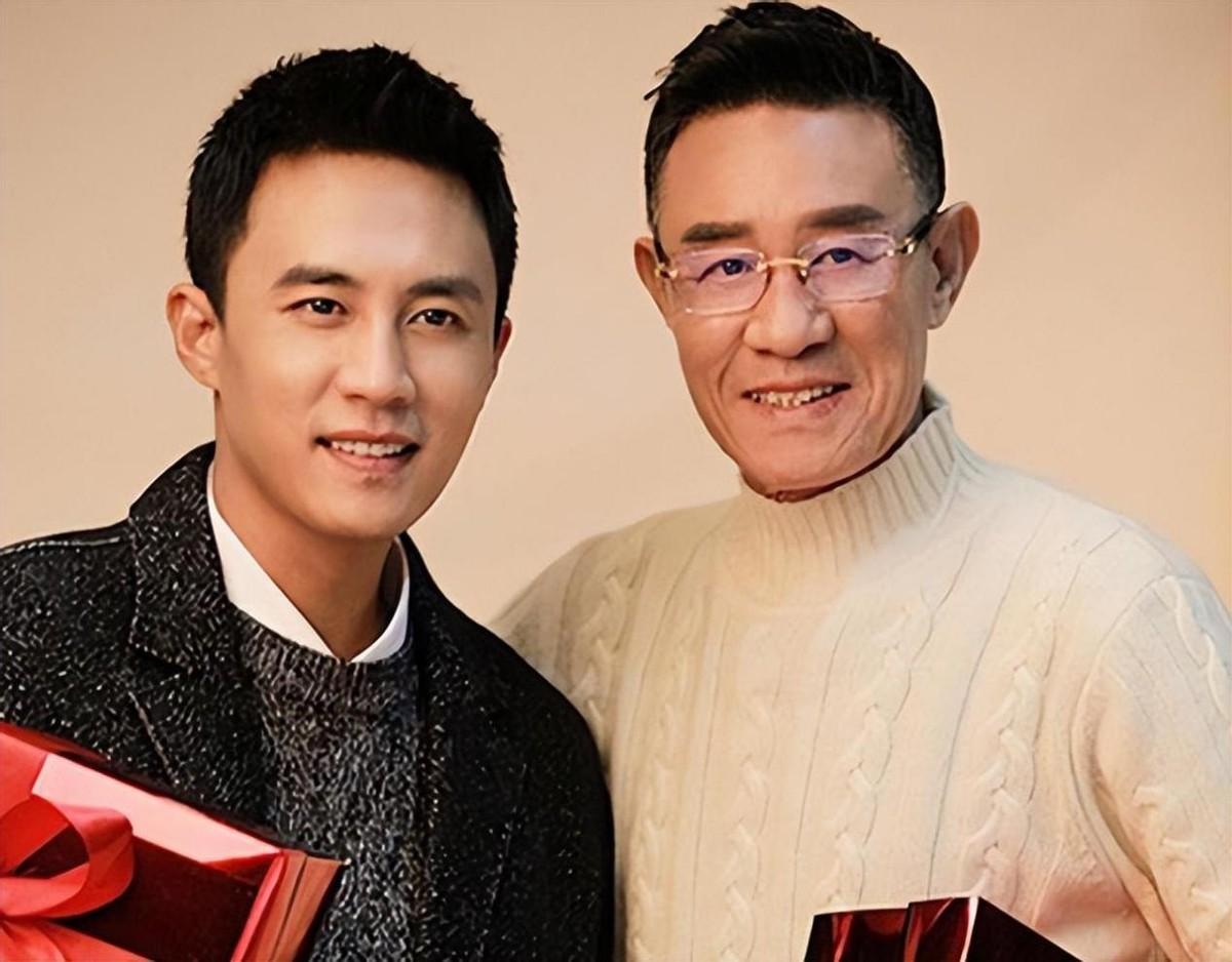 说实话对于杜志国和杜淳很少有人知道他们竟然是父子,毕竟这两人真的