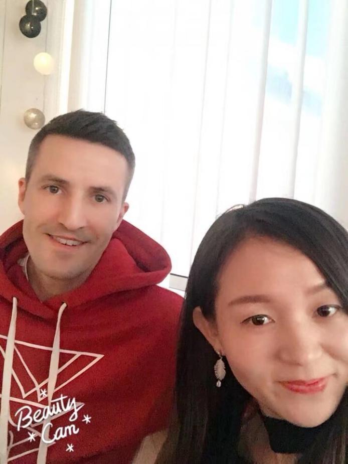 我嫁了个瑞典男保姆孩子家务不用我管我从8年前躺平享受