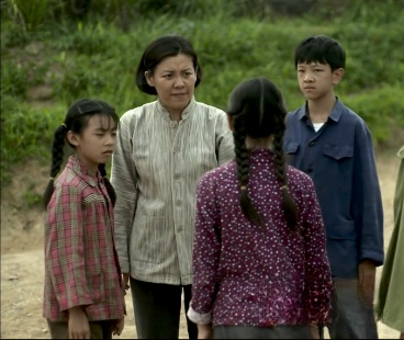 江亚宁(陈雅熙 童年)