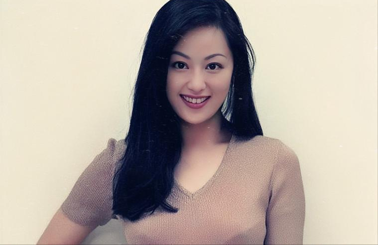 都说儿子长相随妈妈但这6位顶级大美人儿子颜值却堪比路人