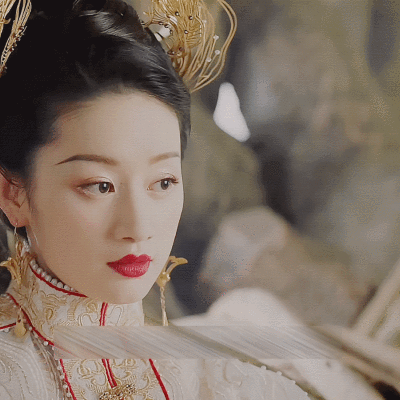 结语古装剧中的女反派,虽然心狠手辣,冷漠凌厉.