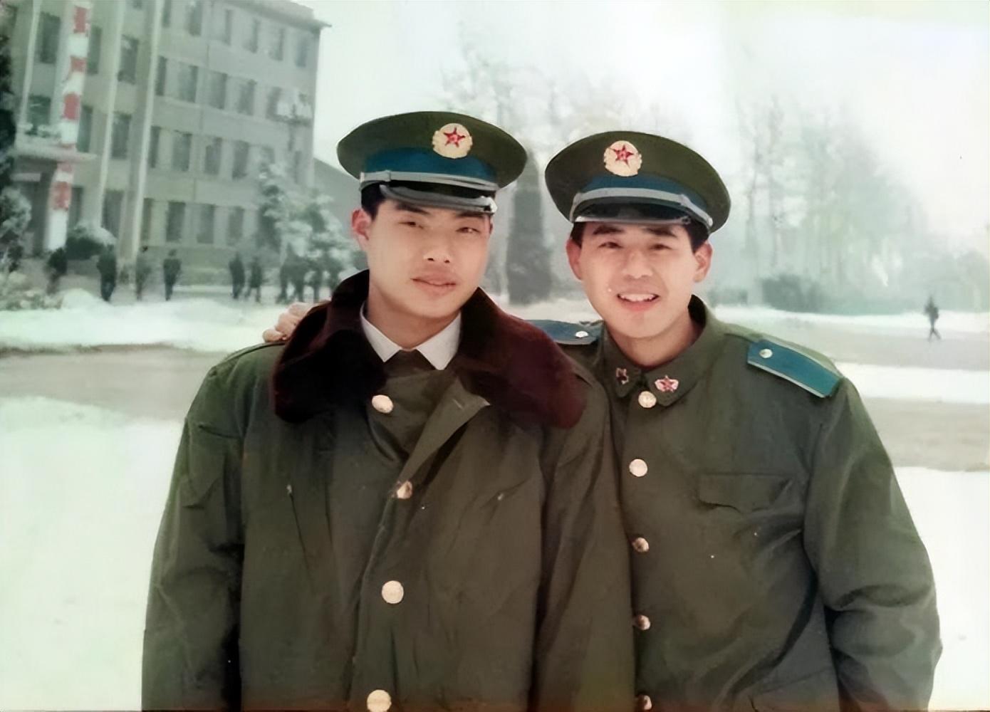 回顾中国机长刘传健34分钟救128人着陆后为何半年没复飞