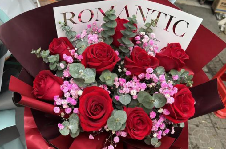 仪式感,你想要什么礼物给我说吧,咱们也奢侈一把"我给老婆打去了电话