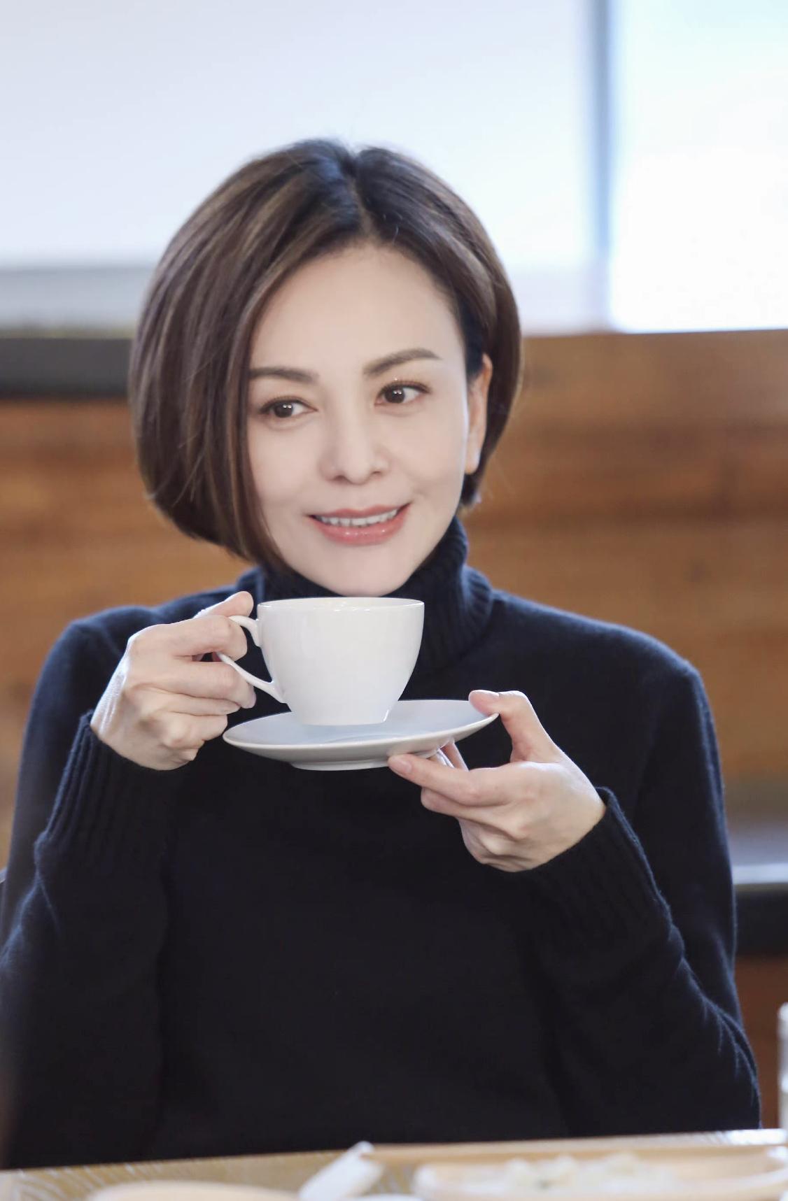 五十岁的王琳拥有二十岁的身材敲了二十年的门才走红